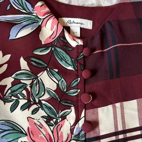 Top, size small Reitmans - Picture 4 of 5